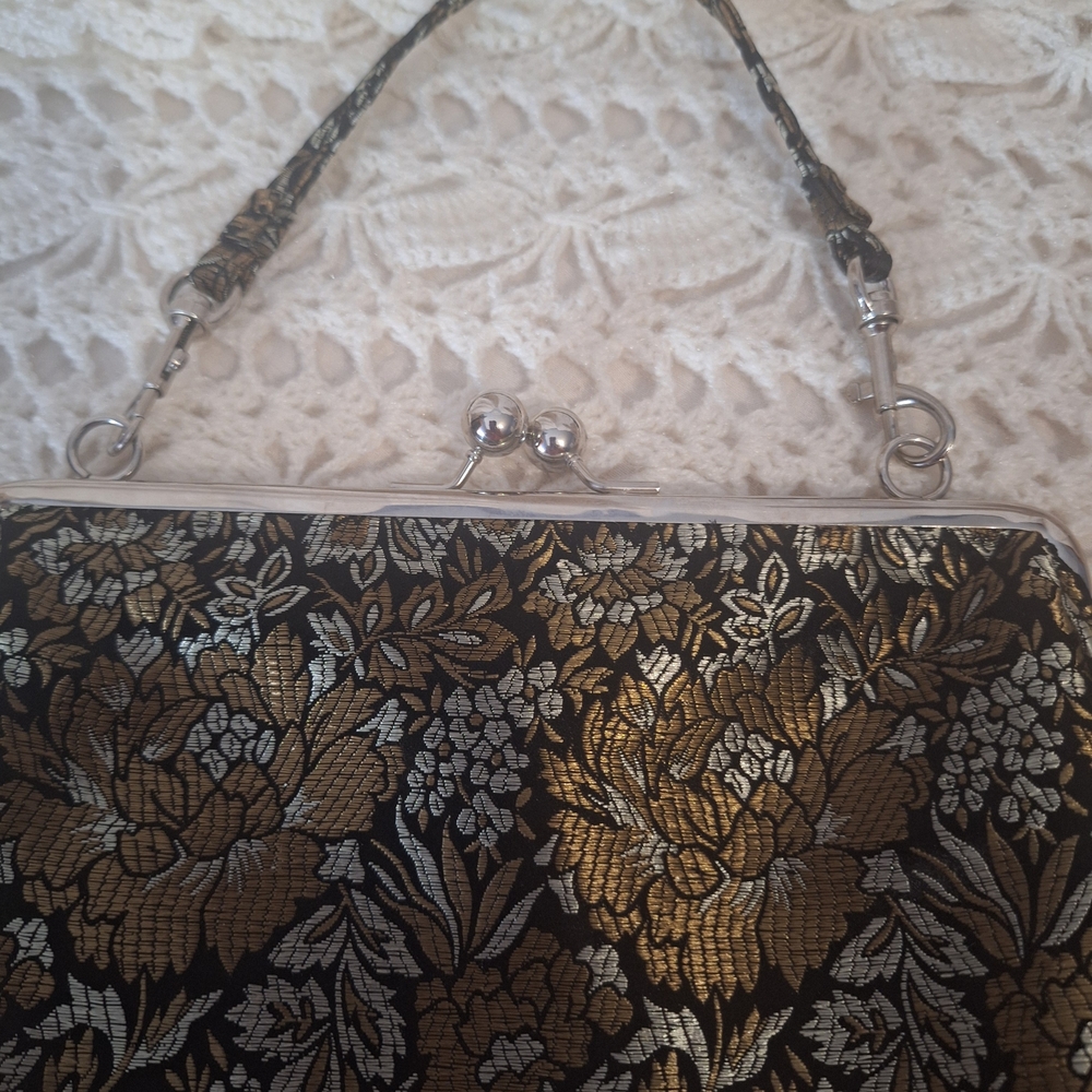 Jaclyn Smith Elegant Black and Gold Floral Wristlet - Picture 4 of 6
